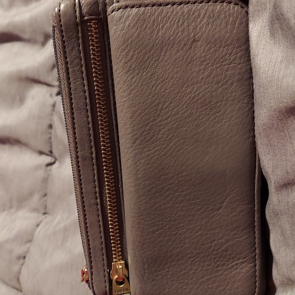 Fossil wallet
